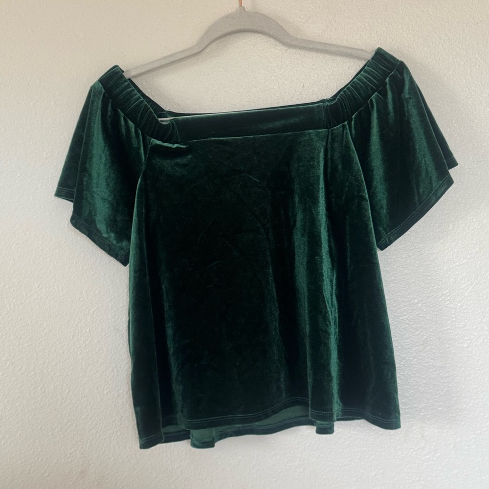 One Clothing Green Velvet On Off Shoulder Blouse Top Flutter Sleeve XS - Picture 3 of 7